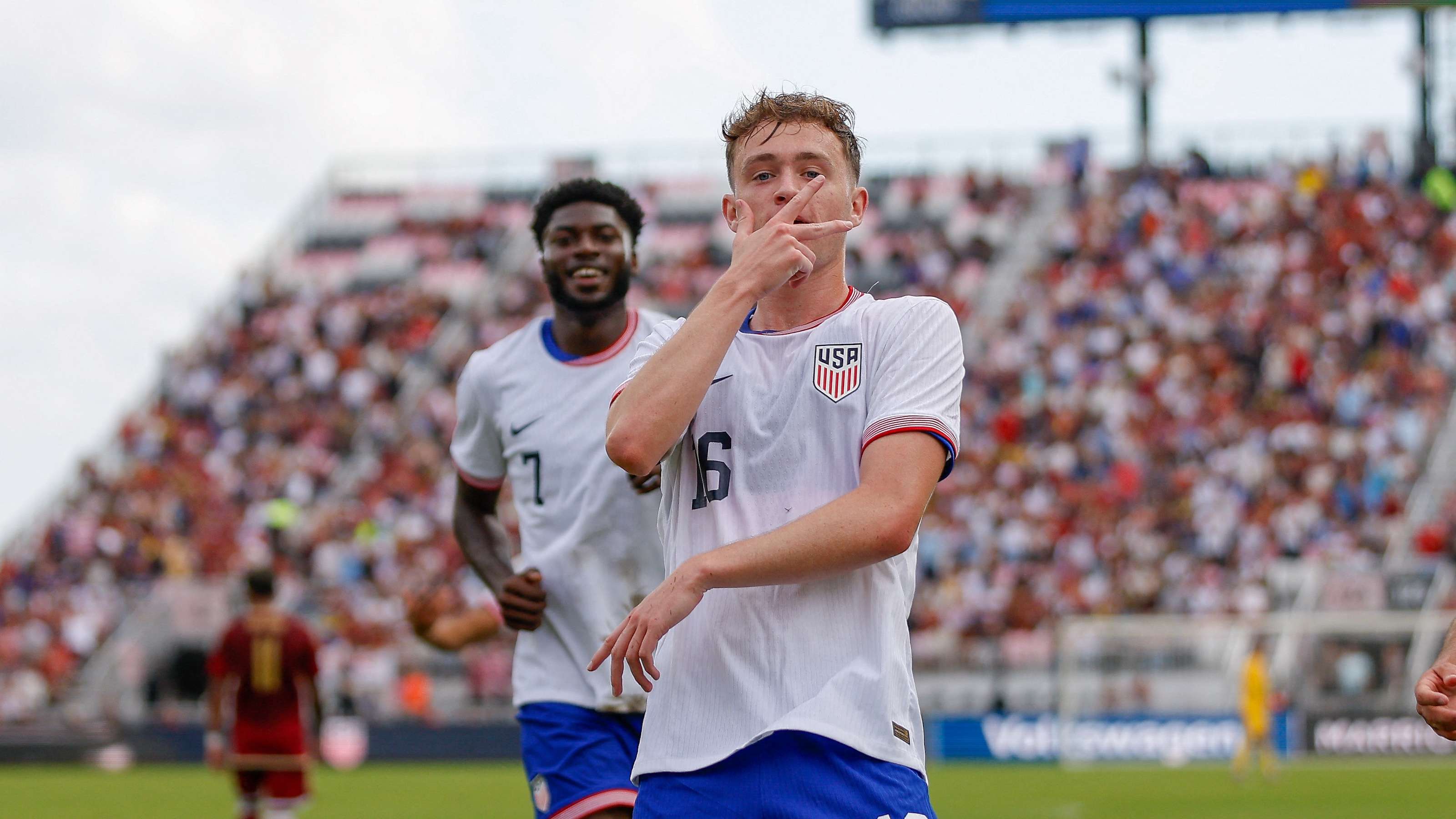 马特乌斯盘点德国足球历史十大传奇球星 贝肯鲍尔与老穆勒赫然在列